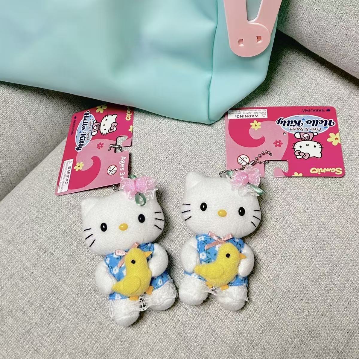 Boneka Hello Kitty Memeluk Beb - Good Floral & Wedding Decor Supply ulasan dan harga